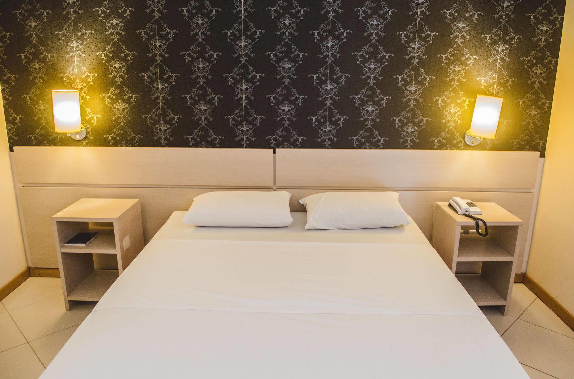 Atalanta Hotel Макапа Екстер'єр фото